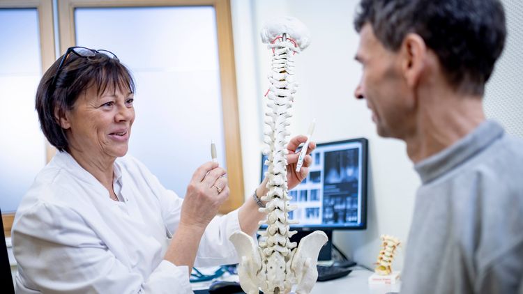 Abschlussgespräch Orthopädie