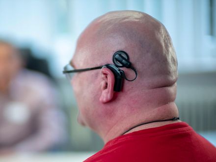 Das Hören neu lernen: „Eine CI-Rehabilitation verändert Leben“